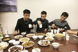 男子学生の一日食事